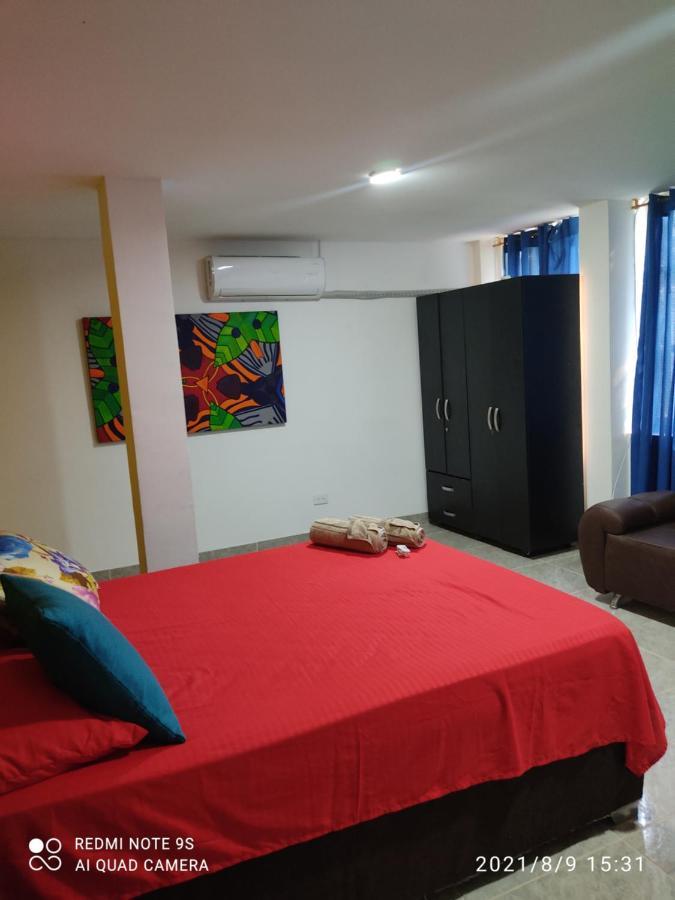 Home To Go Hostal Apartamentos Cali Exterior photo